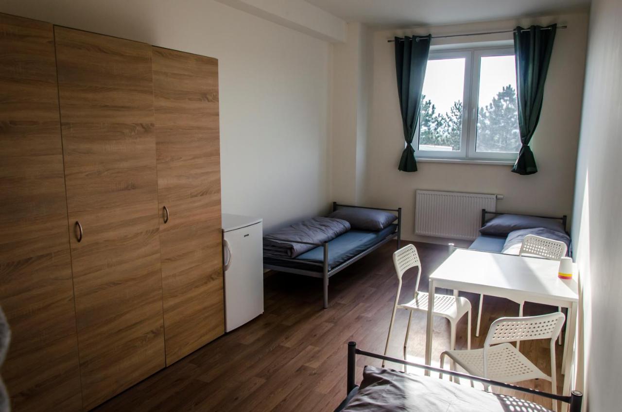 Milex Hostel *